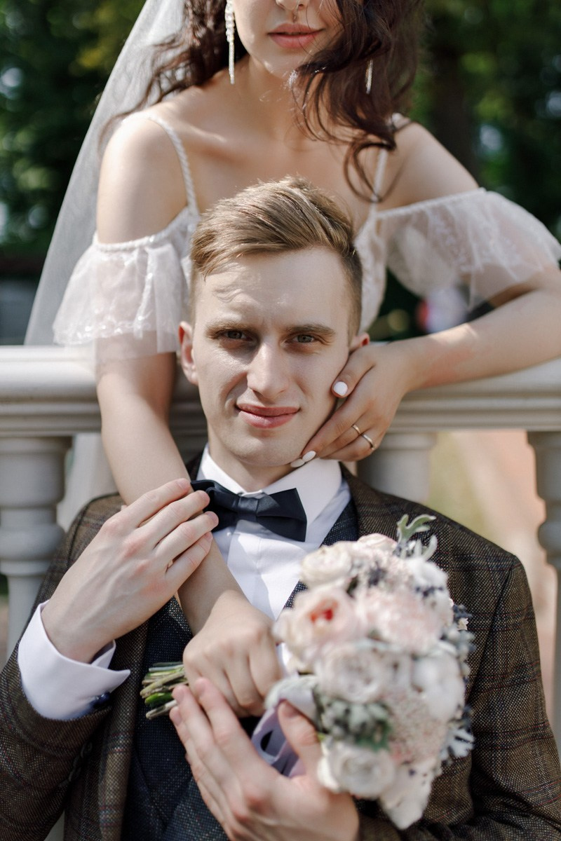 Свадебная фотосессия на Невском. Свадебный фотограф СПБ