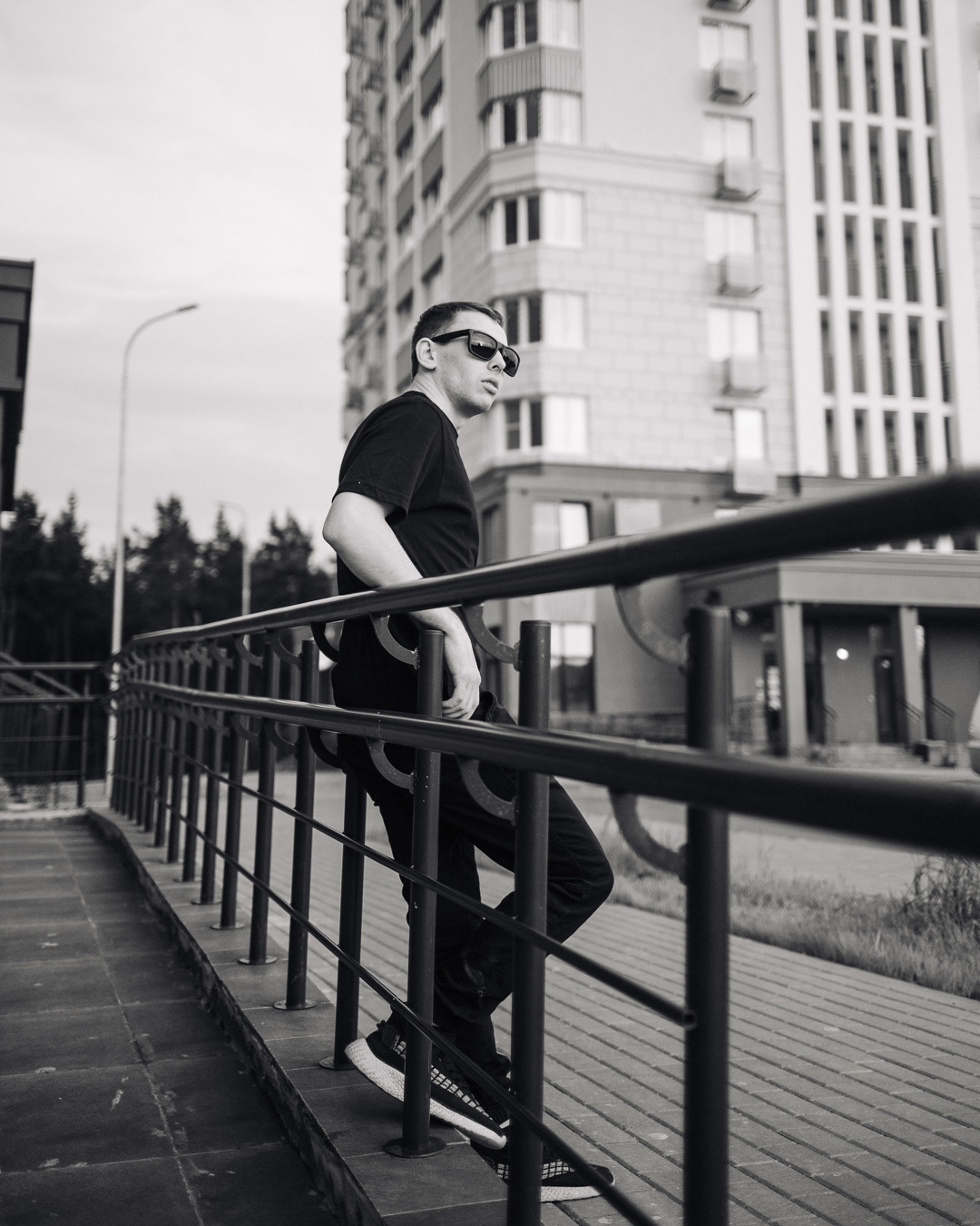 Мужская прогулочная съемка (Олег). Фотография