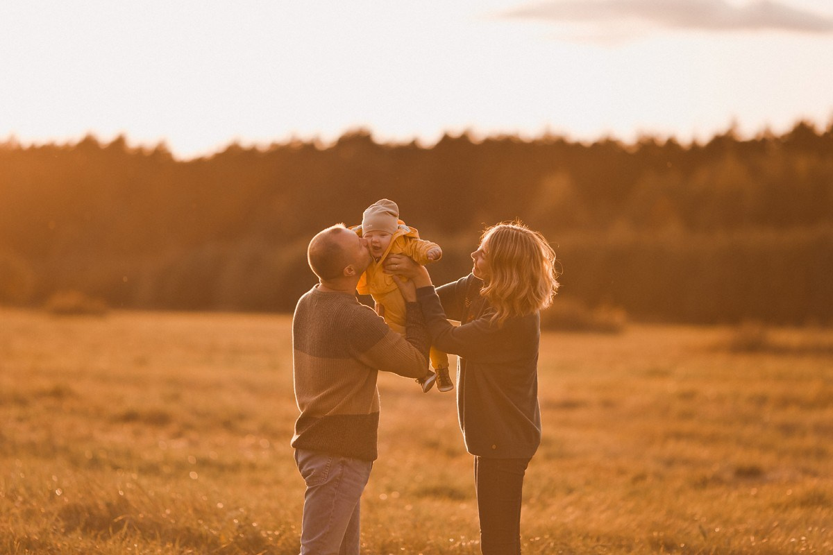 ЛИЛИЯ, СЕРГЕЙ И ДАНИИЛ. Семейный фотограф новорождённых в Серпухове Юлия Новикова +79637785957