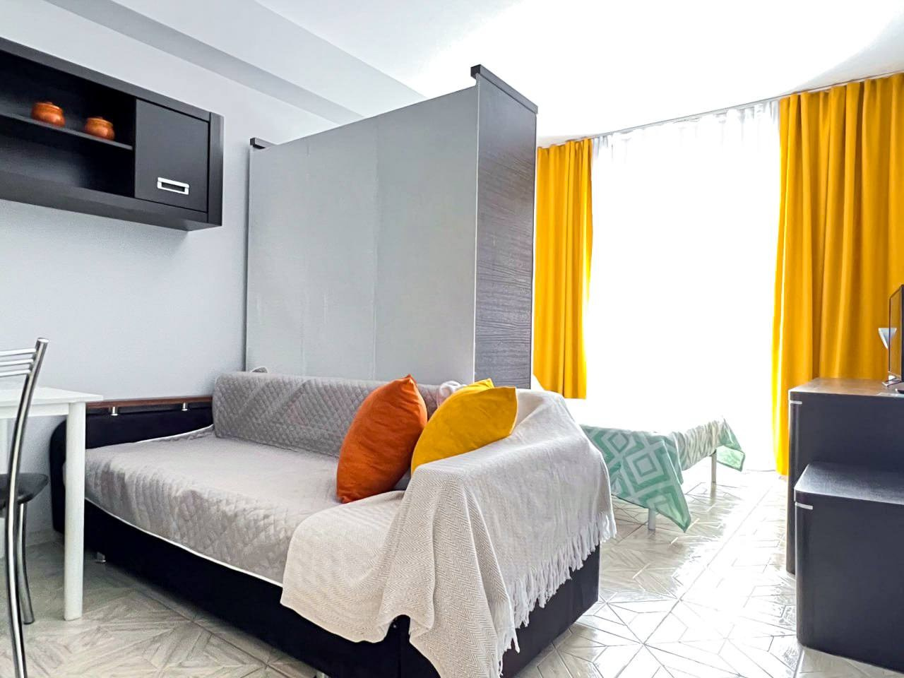 Просторная студия с видом на горы в Красной Поляне. Квартиры посуточно, длительно в Сочи, LARA APART GROUP