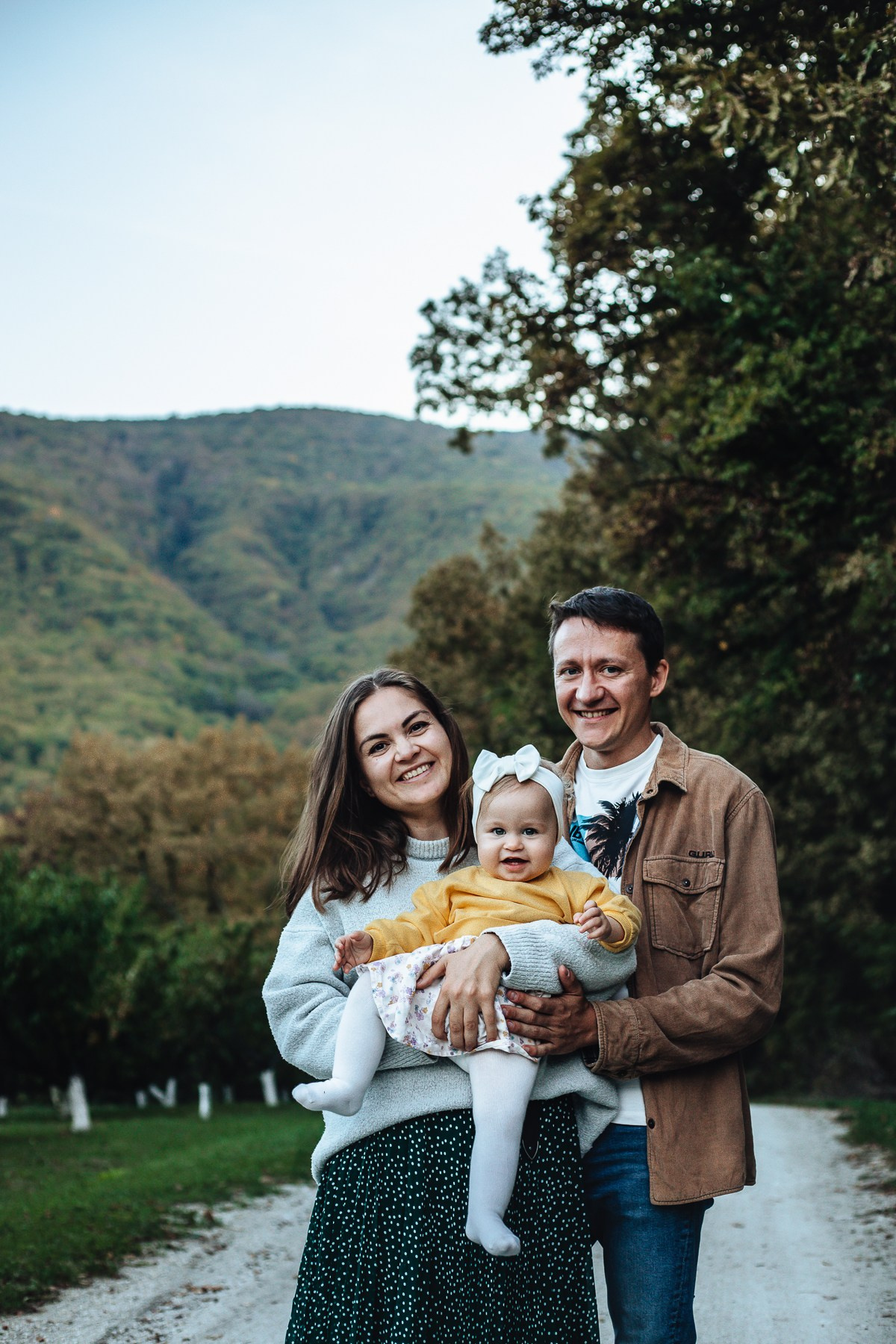 Иван, Ольга и Мира — в персиковом саду. Семейный фотограф Новороссийск, Анапа, Геленджик — Юлия Давыдова