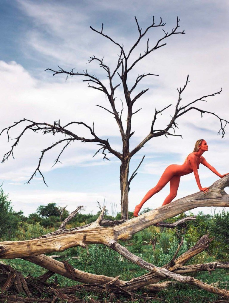 Наташа Поли. Фотосессия в стиле ню 002