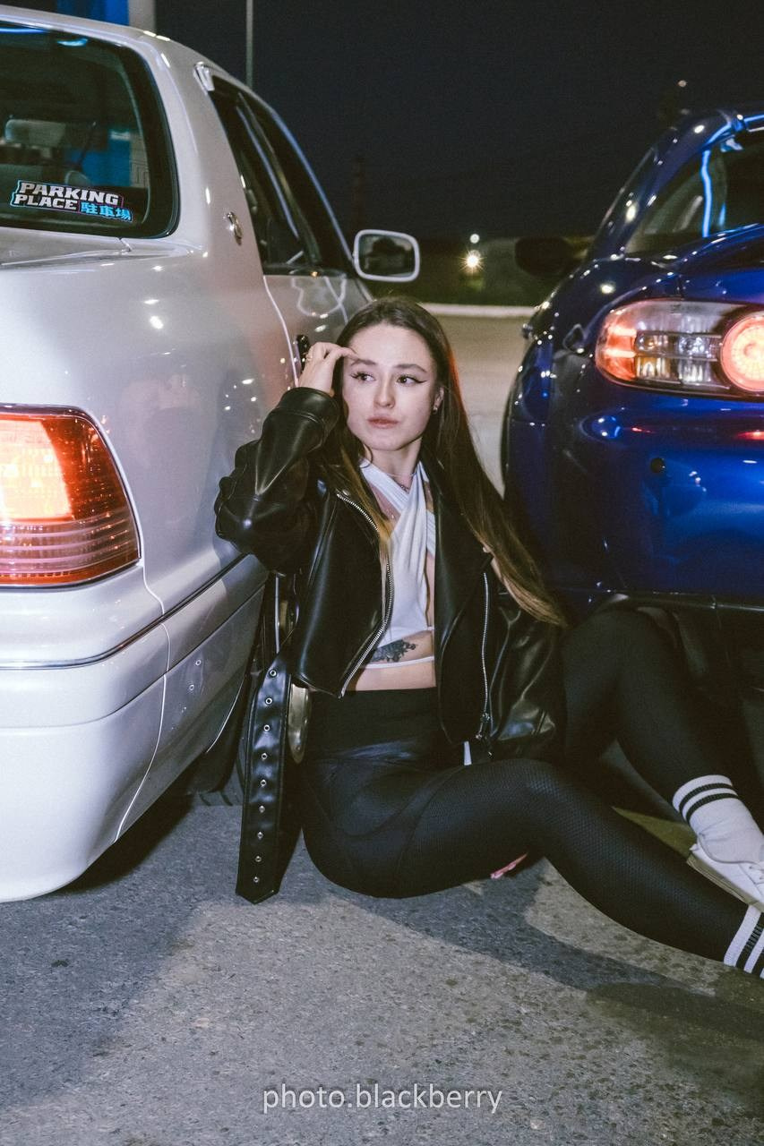 Auto & Lifestyle. Люблю снимать не только эмоции людей, но и автомобили.Живу в Челябинске, ну и конечно как же без путешествий по городам