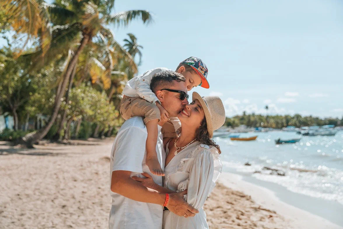 Анастасия с семьей. Семейный фотограф и видеограф Николай Ставский