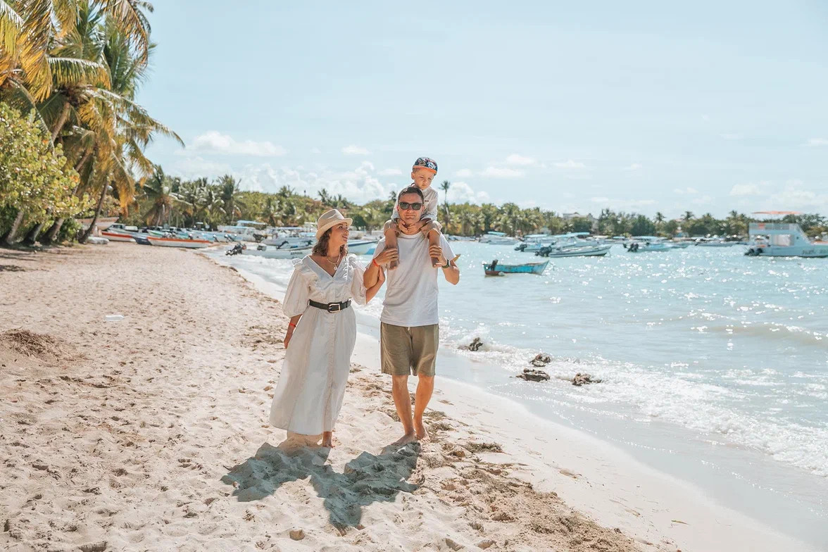 Анастасия с семьей. Семейный фотограф и видеограф Николай Ставский