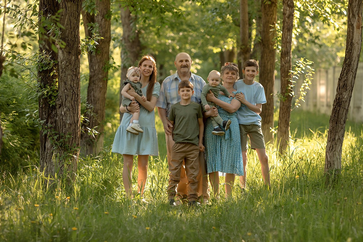 Семья (фотосессия на природе). Детский и семейный фотограф в Екатеринбурге