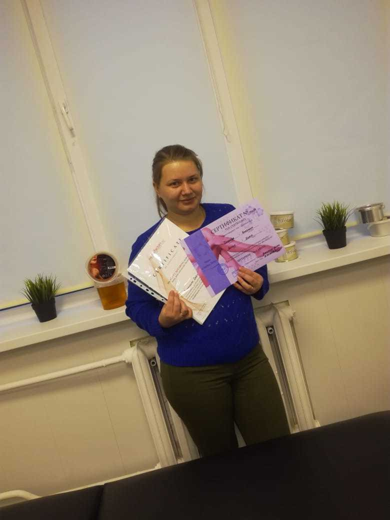 Выпускники студии Люкс. Курсы маникюра и наращивания ресниц в Томске