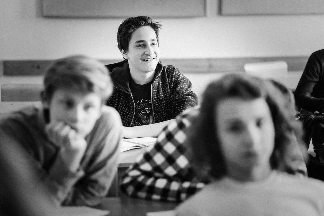 Фоторепортаж со школьного урока 4-го класса. Репортажный фотограф Борис Геер