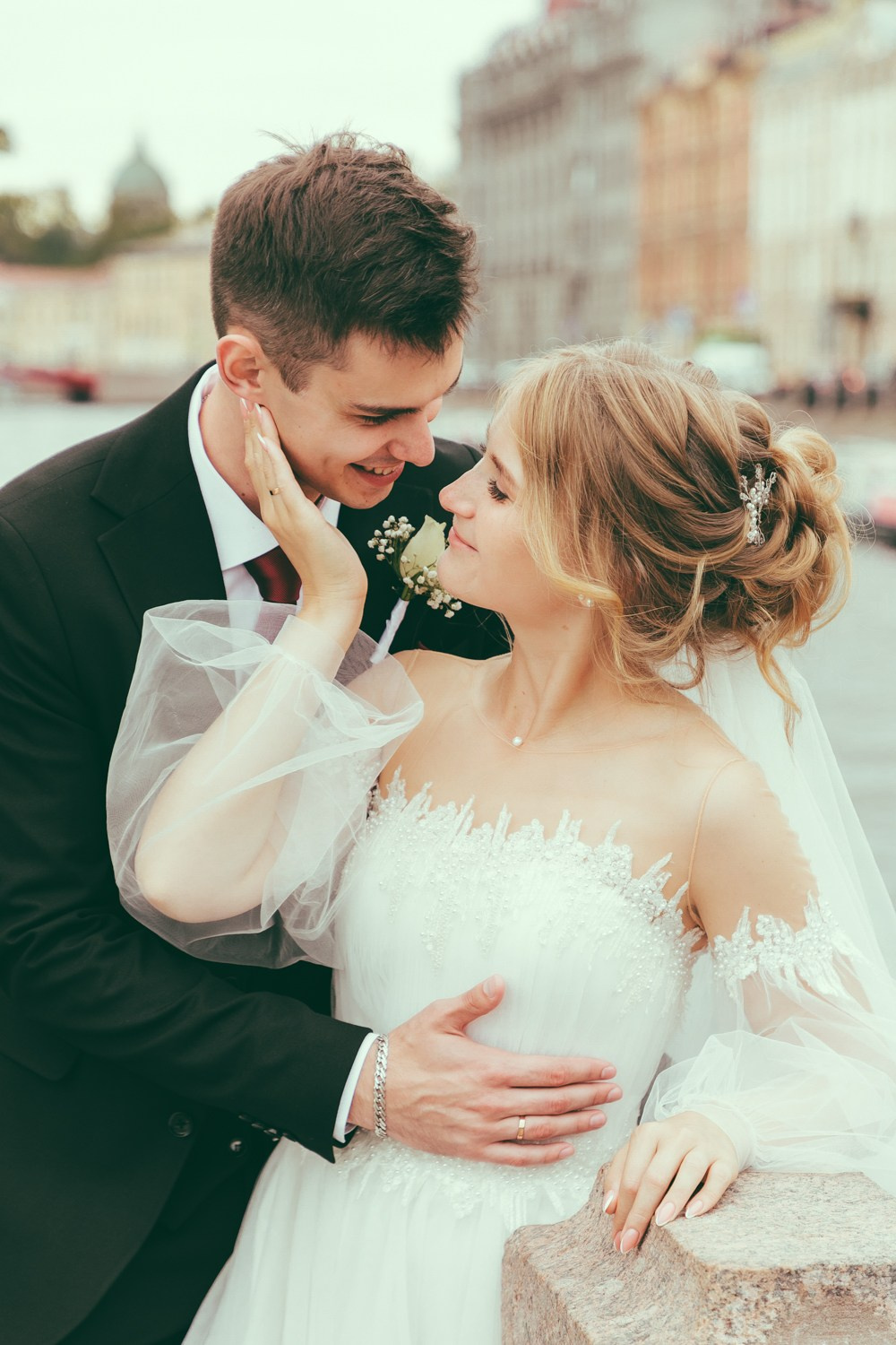 Свадебный фотограф в Санкт Петербурге, Москве. Фотограф крещение венчание в Петербурге! Помогает подобрать храм и посоветовал душевного батюшку в СПб