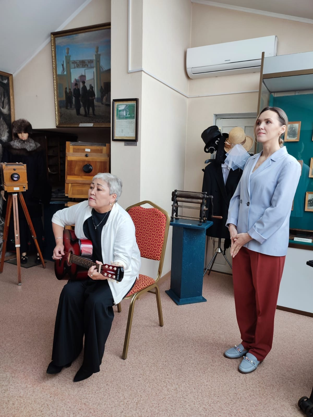 Фотовыставка к 1 июня 2025 «Мир детства». Детский и семейный фотограф в Павлодаре Оксана Солей. Школа моделей