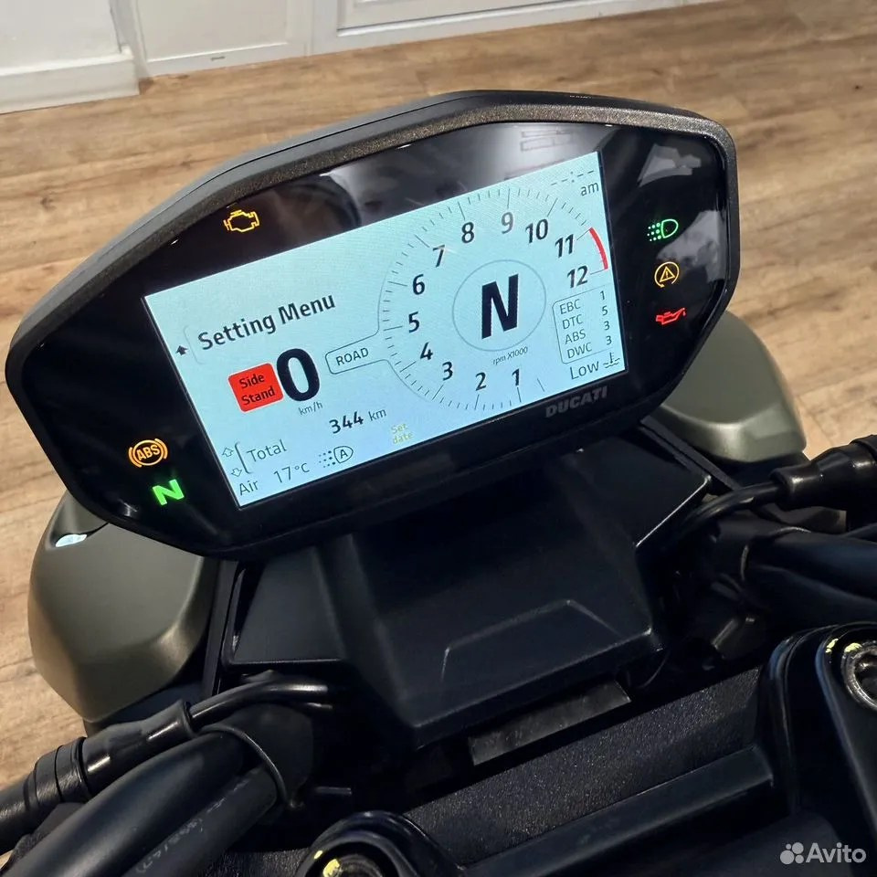 Ducati Streetfighter V2, 2023. Hello Davidson, Москва. Только хорошие мотоциклы…