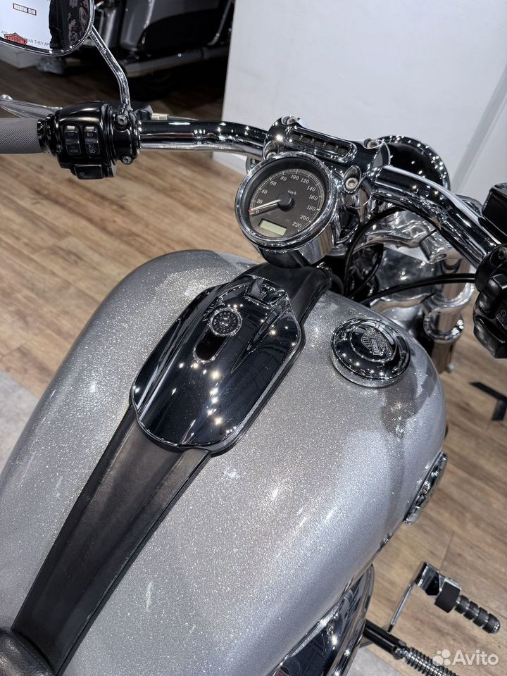 Купить Harley-Davidson HD Breakout ABS (Hard Candy Custom) (Softail/Dyna) — подробнее на сайте. Hello Davidson, Москва. Только хорошие мотоциклы…