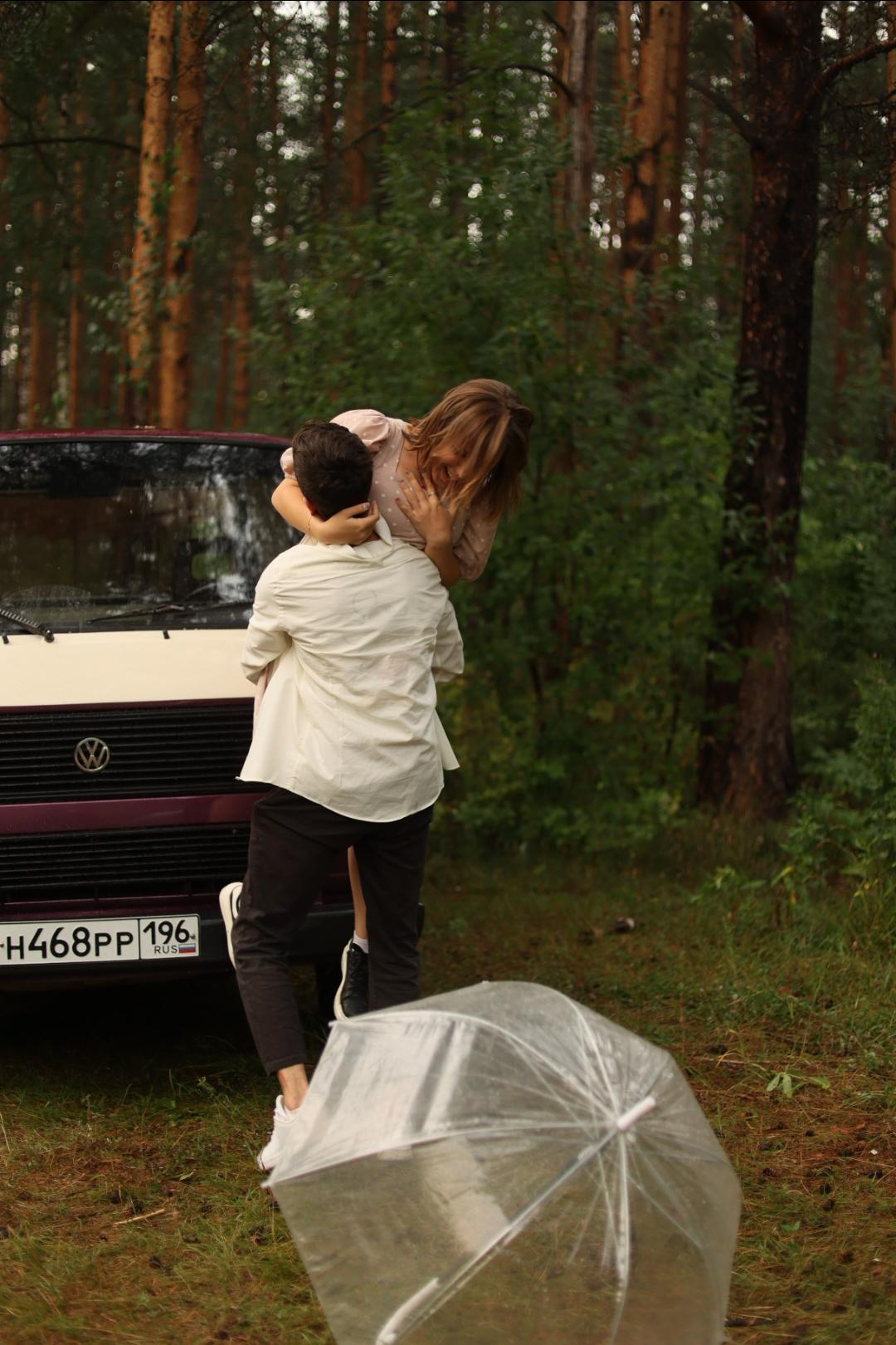 LoveStory под дождем. Художественный фотограф в Екатеринбурге Брук Мария