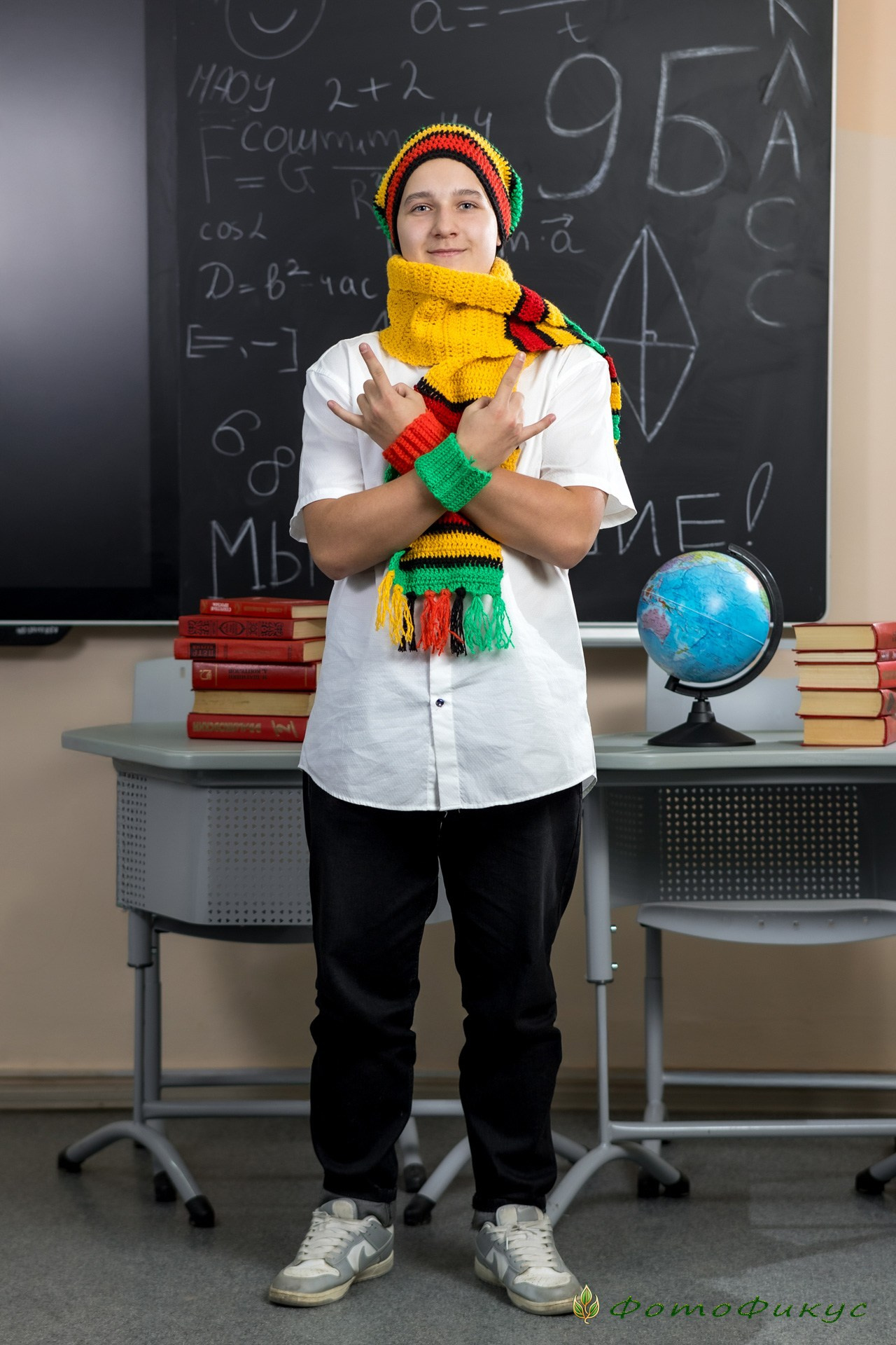 Старшеклассники. В школе, на улице. Фотографы Евгений и Екатерина. Фотофикус. Тюмень