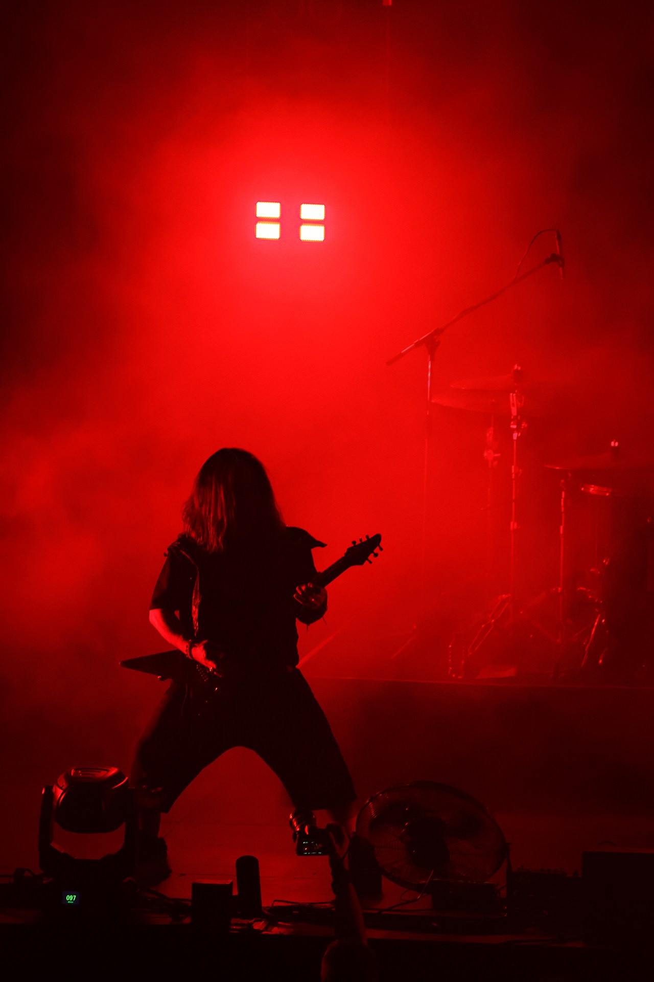 Багровый Фантомас для RockWeek. Концертный и портретный фотограф Москва и Санкт-Петербург