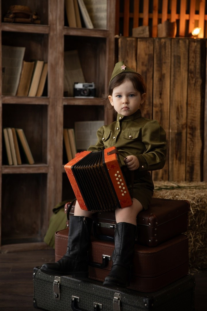 День победы «Аты-Баты». Фотограф в Омске