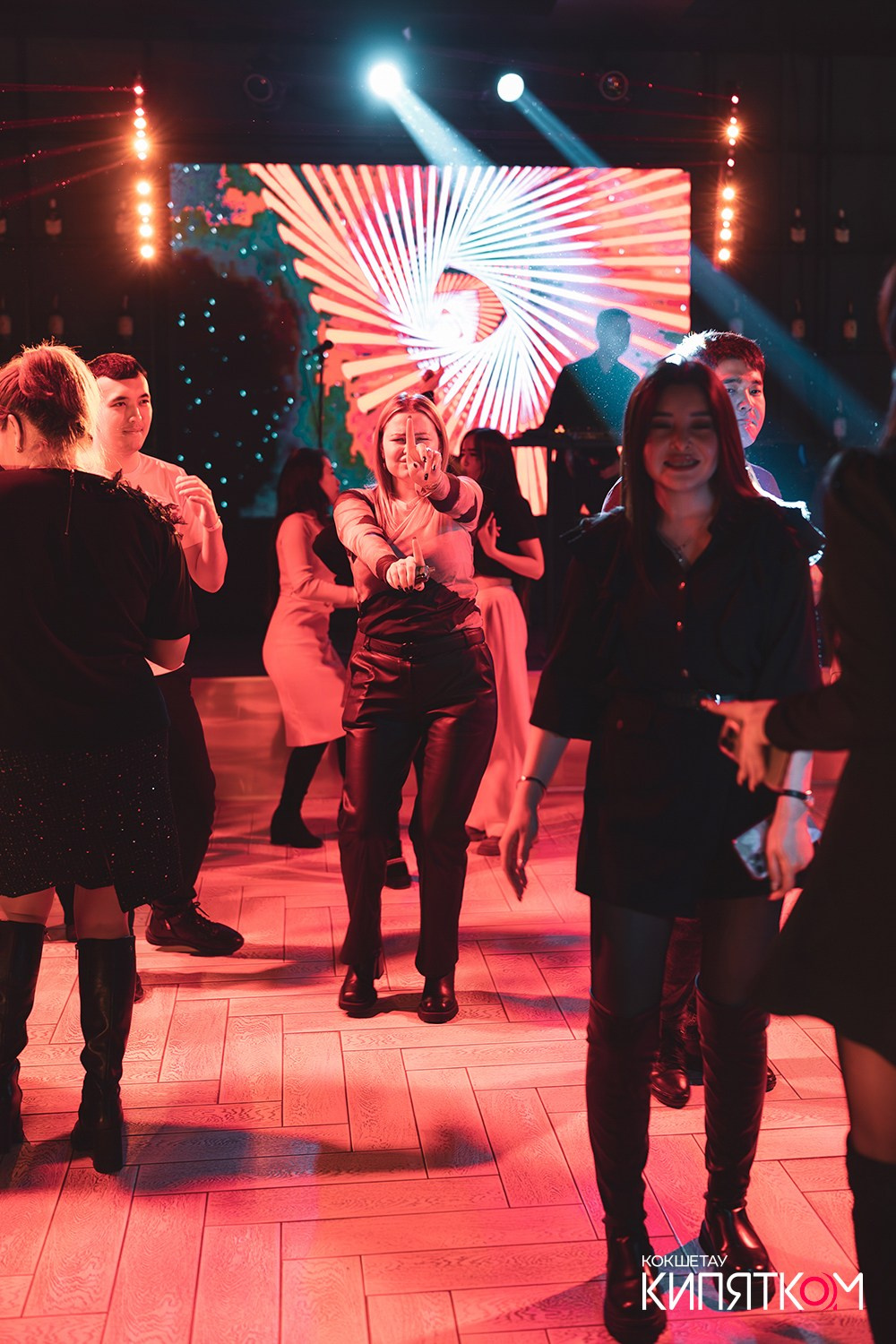 NE BRUKLIN. КИПЯТКОМ КОКШЕТАУ