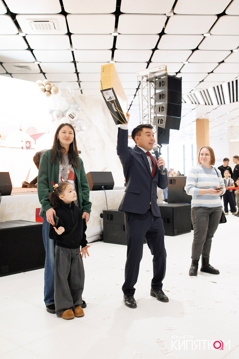 ОТКРЫТИЕ ТРЦ РИО 2. КИПЯТКОМ КОКШЕТАУ