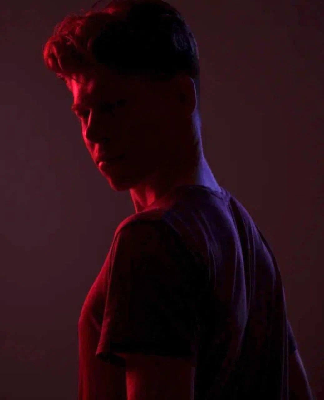 Бокс. Костюмер, художник кино и телевидения в спб