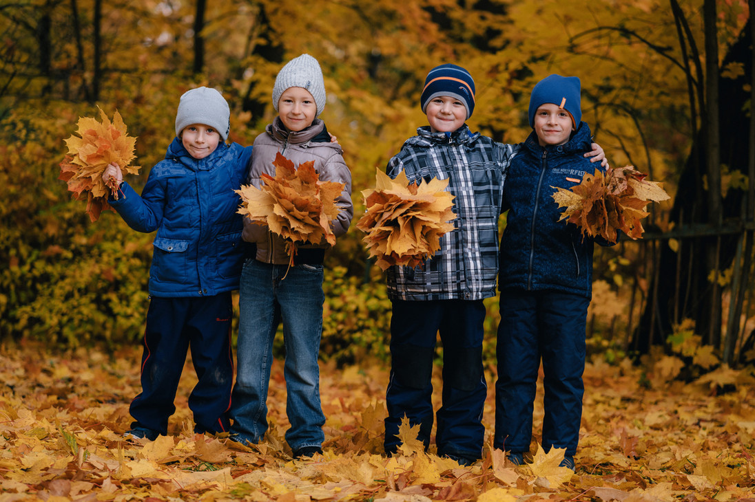 Выпускные фотокниги для детского сада в Санкт-Петербурге. Свадебный и семейный фотограф в Санкт-Петербурге Виктор Голубев