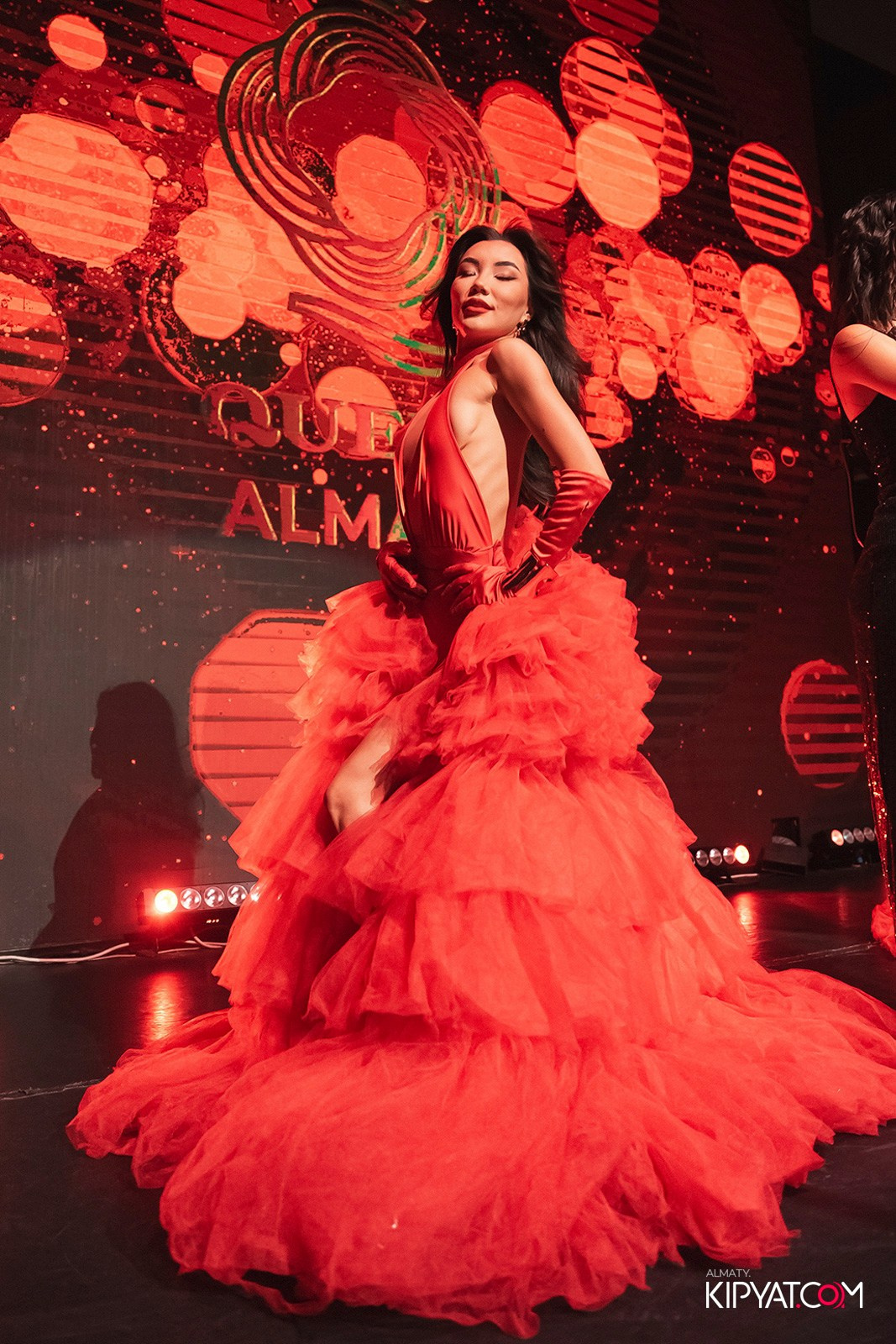 QUEEN. КИПЯТКОМ АЛМАТЫ!