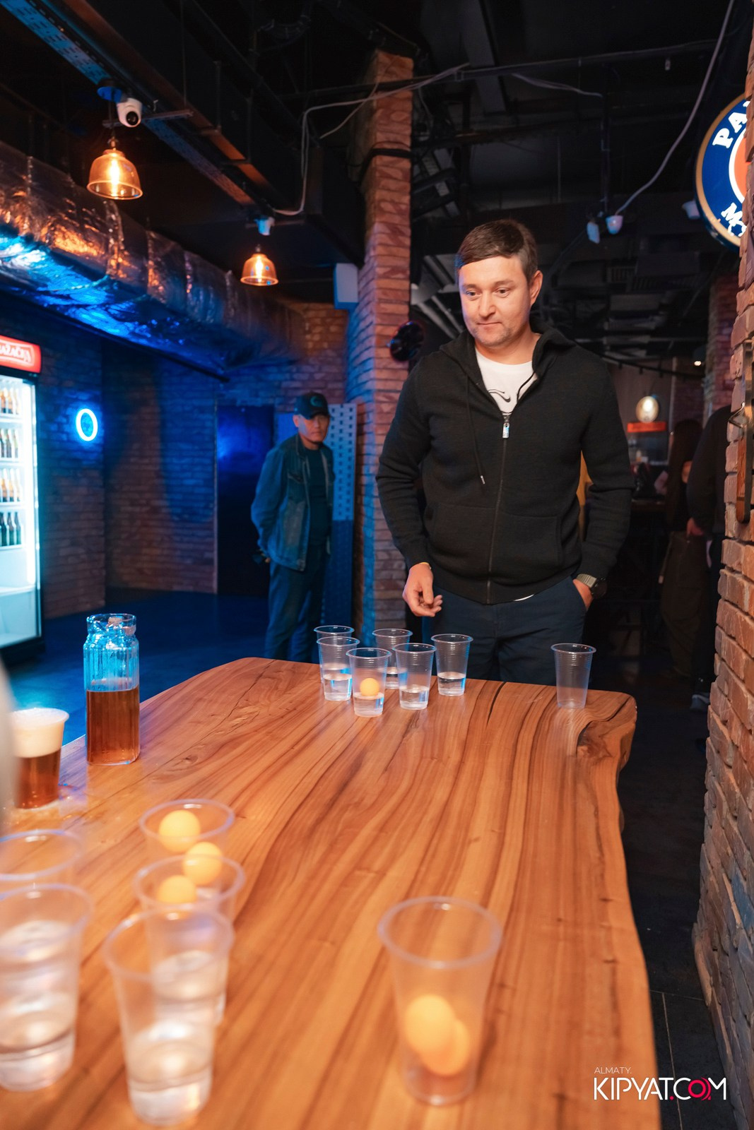 HARVEY'S PUB. КИПЯТКОМ АЛМАТЫ!