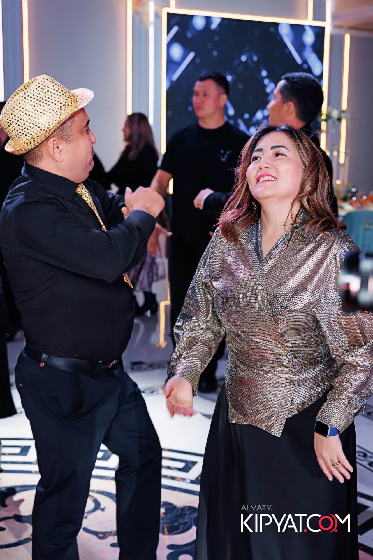 КОМАНДНАЯ ВСТРЕЧА ИЗОБИЛЬНЫЙ ВЕЧЕР. КИПЯТКОМ АЛМАТЫ!