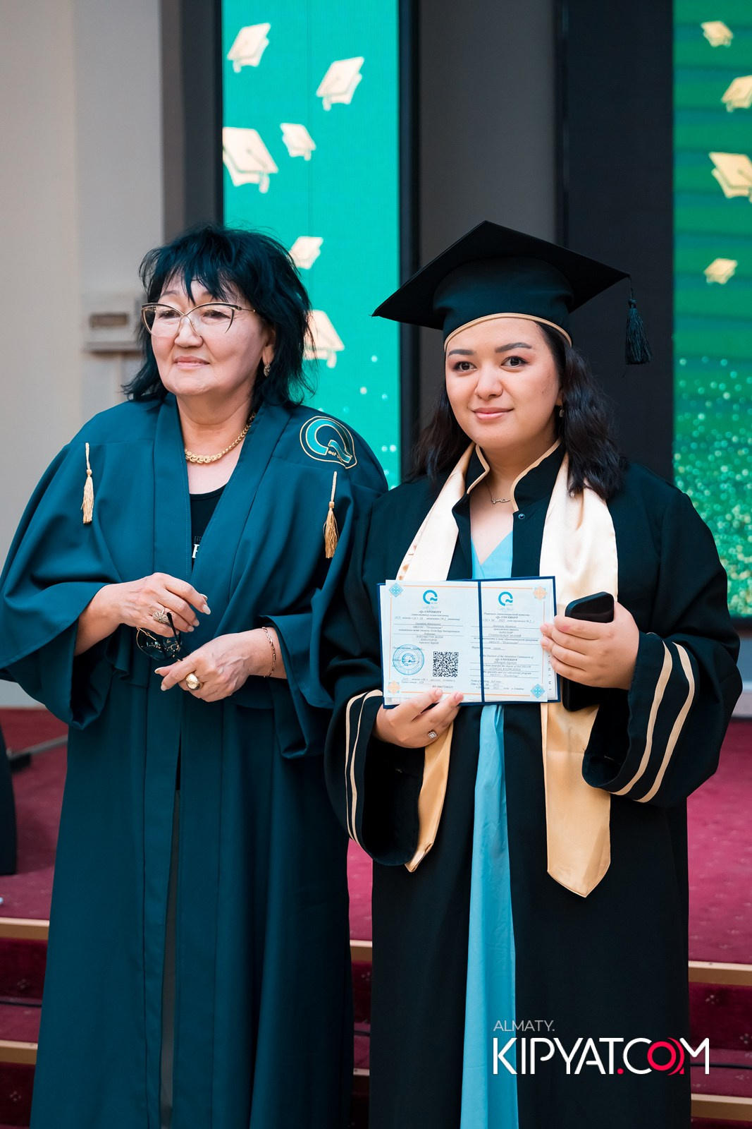 GRADUATION 2025 Q UNIVERSITY. КИПЯТКОМ АЛМАТЫ!