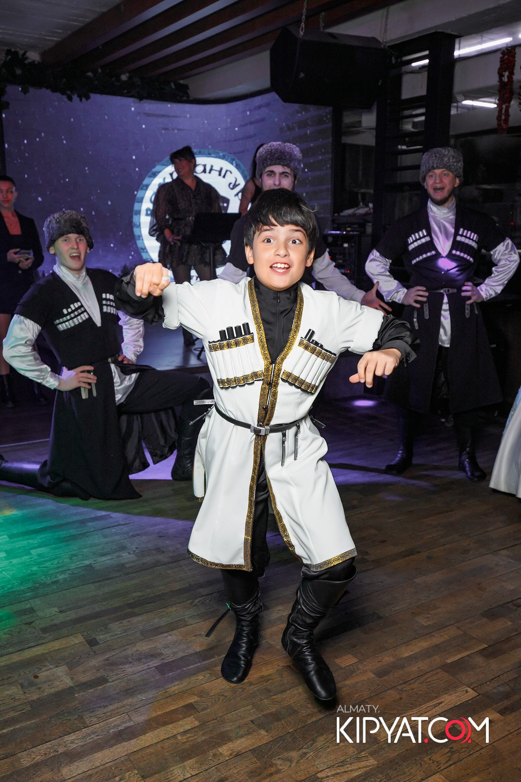 ВАХТАНГУРИ. КИПЯТКОМ АЛМАТЫ!