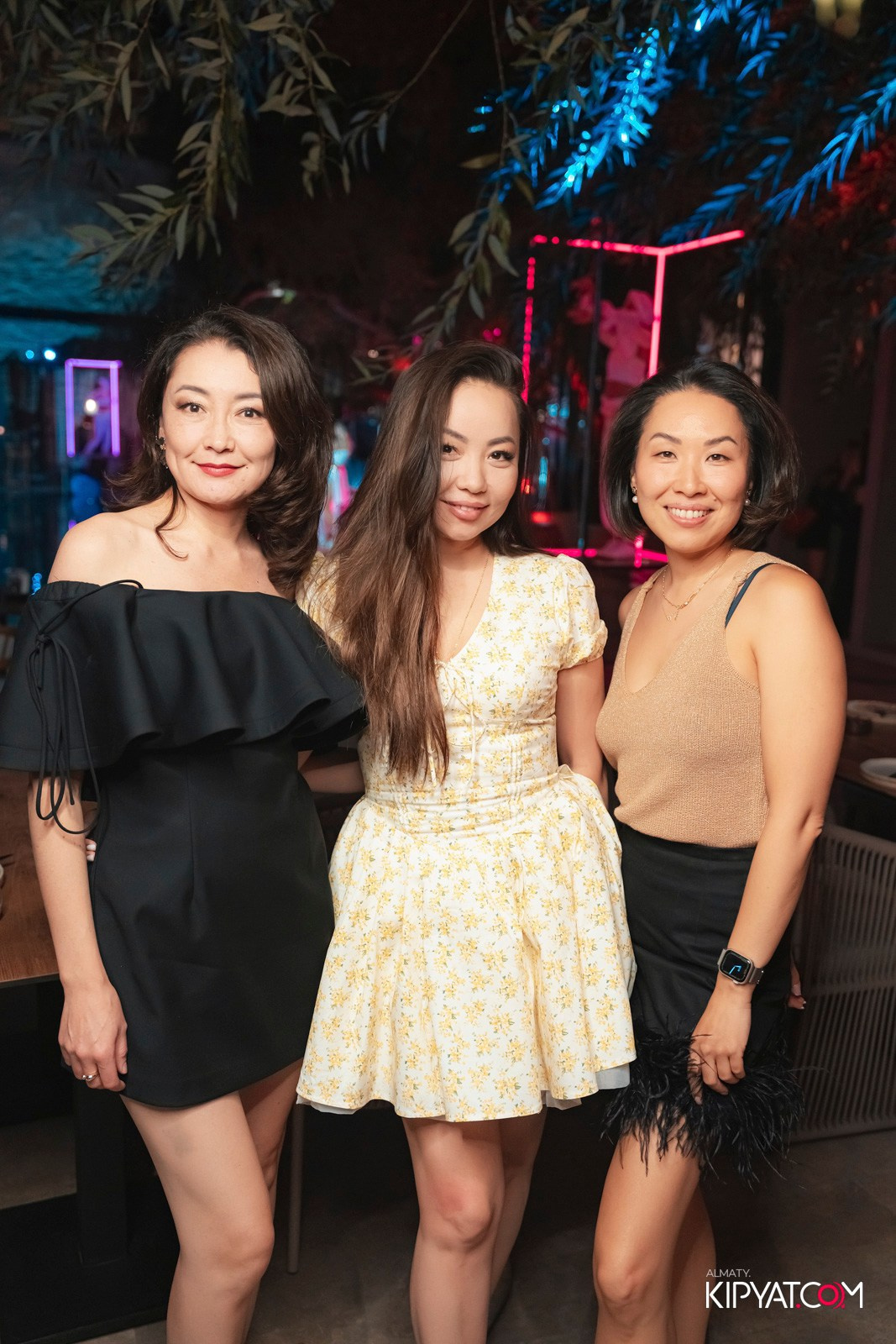 EDEN POOL & BAR. КИПЯТКОМ АЛМАТЫ!