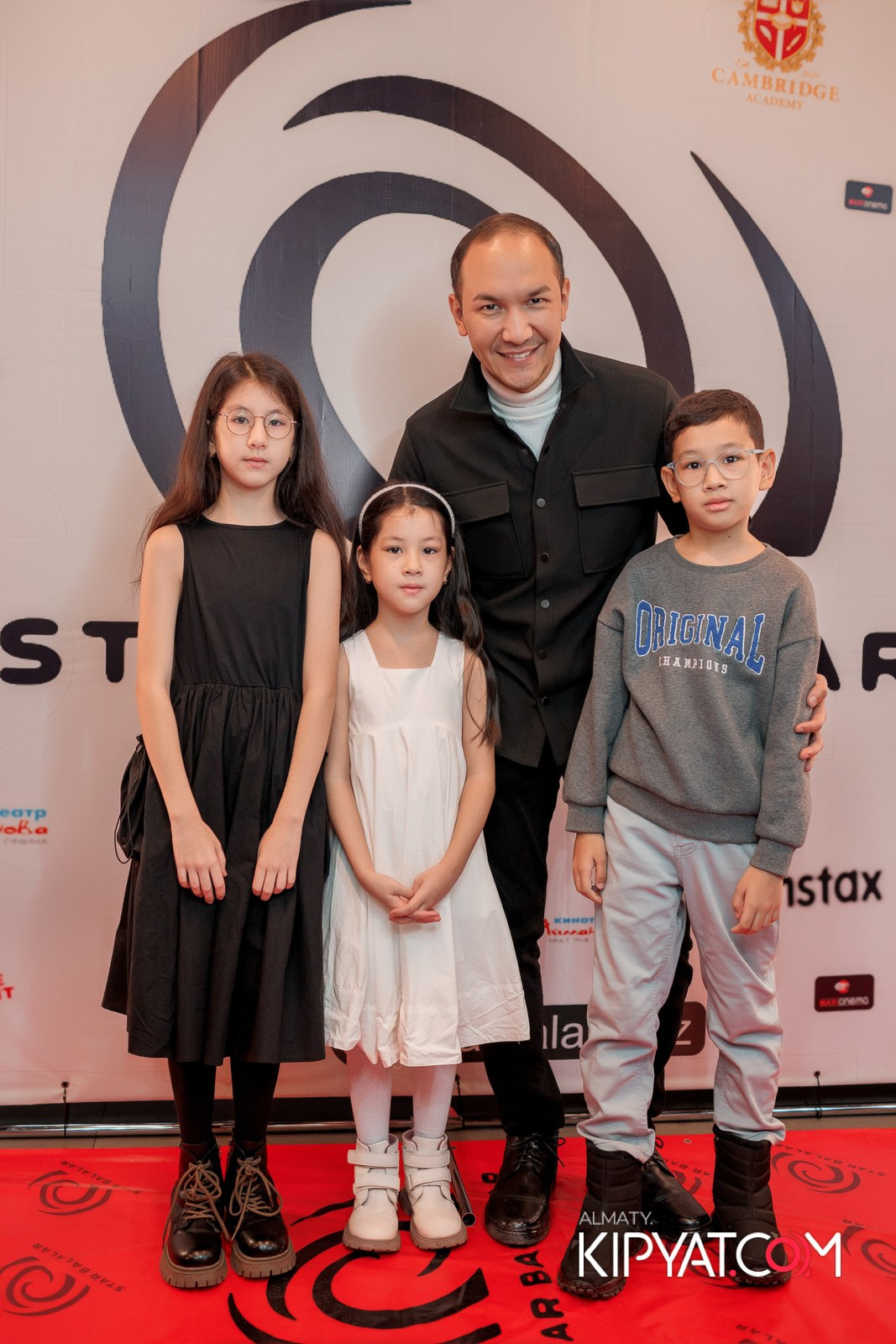 ПРЕЗЕНТАЦИЯ 9 ГРУППЫ КИНОПРОЕКТА «STARBALALAR». КИПЯТКОМ АЛМАТЫ!