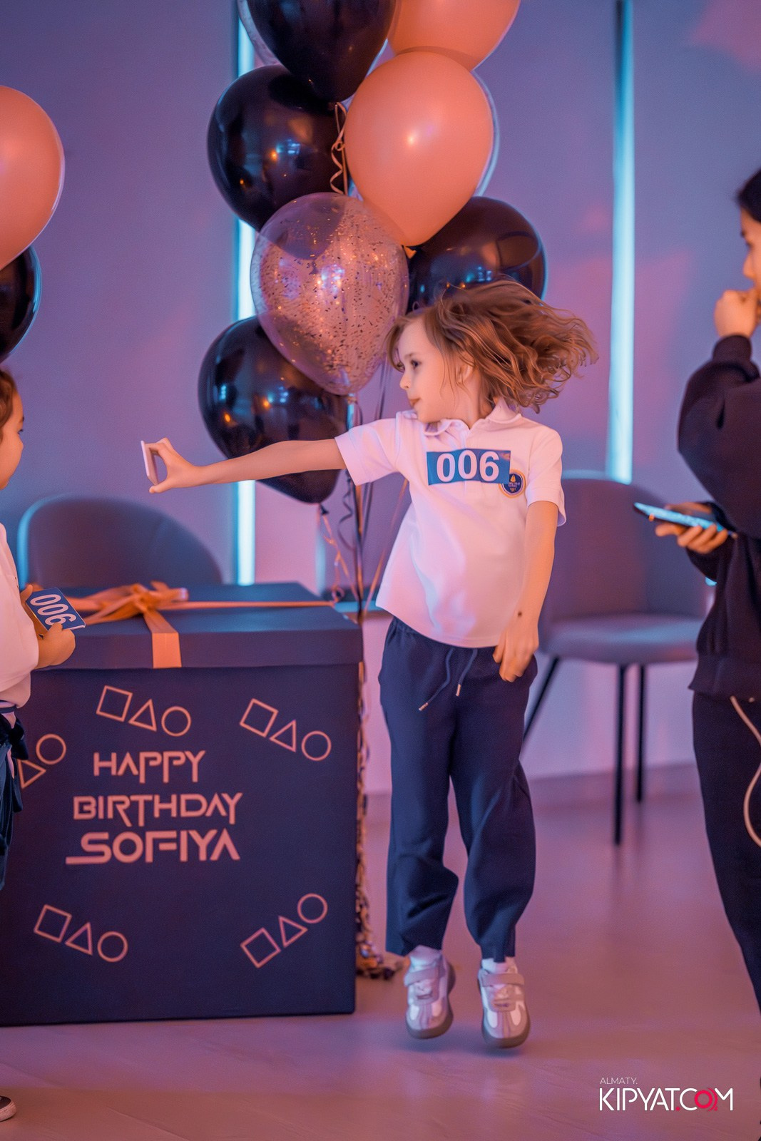 КВЕСТ-ШОУ ALAROVICH ИГРА В КАЛЬМАРА. КИПЯТКОМ АЛМАТЫ!