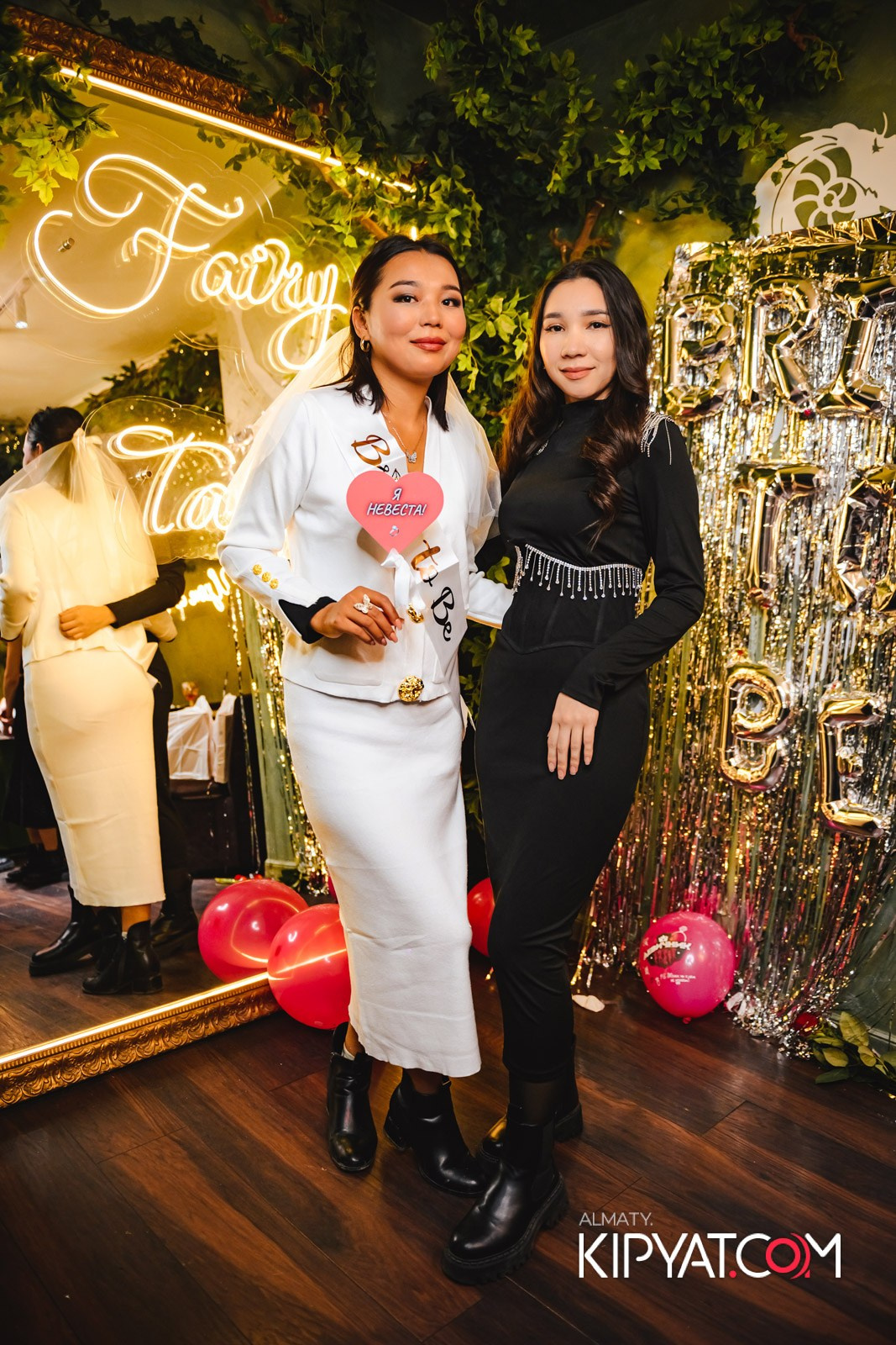 УХО И МЕДВЕДЬ НА САИНА. КИПЯТКОМ АЛМАТЫ! Фотосъемка мероприятий в Алматы