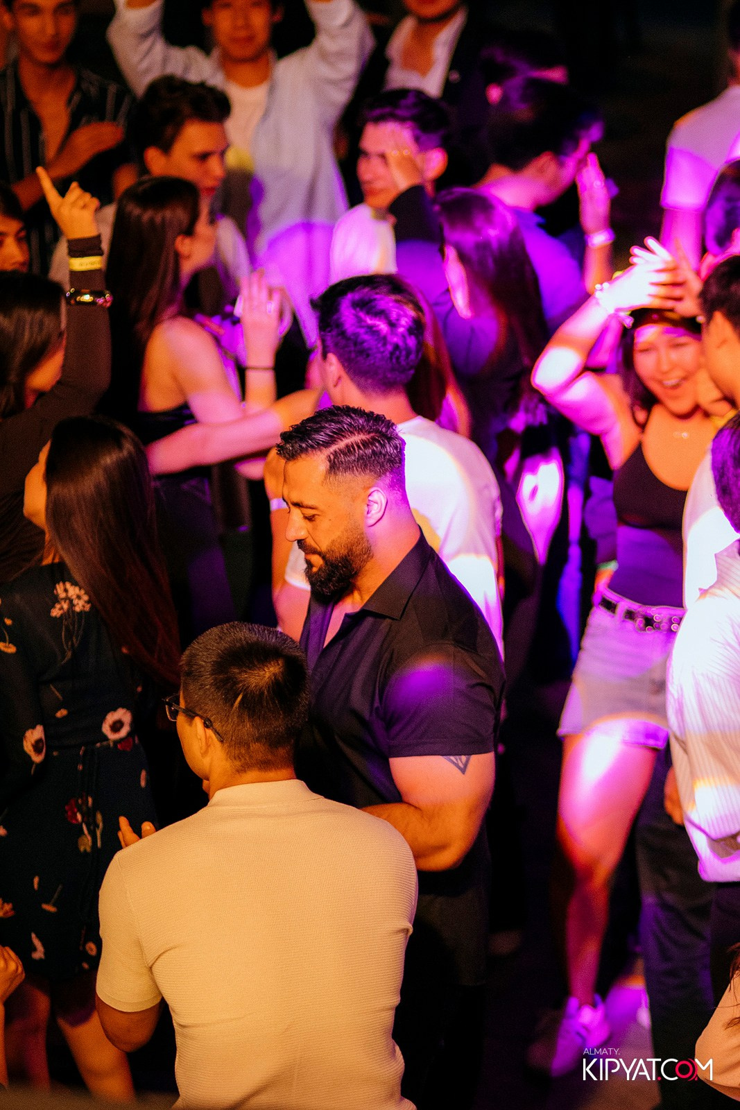 EVENT BAR. КИПЯТКОМ АЛМАТЫ!