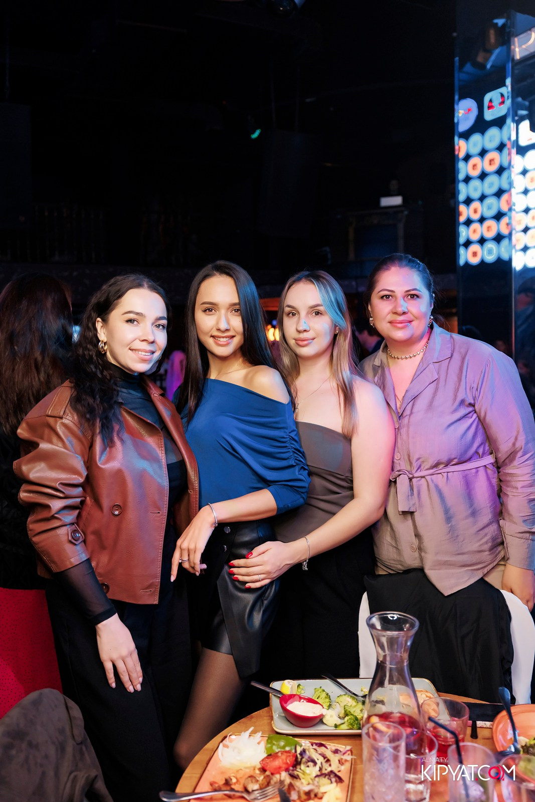 МУЗЫКАЛЬНОЕ ЛОТО В HIT RETRO. КИПЯТКОМ АЛМАТЫ!