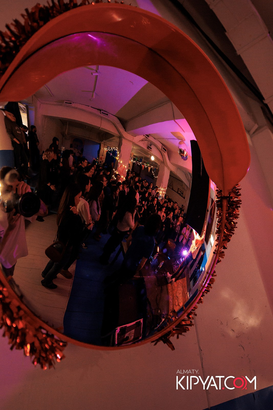 КОНЦЕРТ ГРУППЫ SARY В АЛМАТЫ. КИПЯТКОМ АЛМАТЫ!