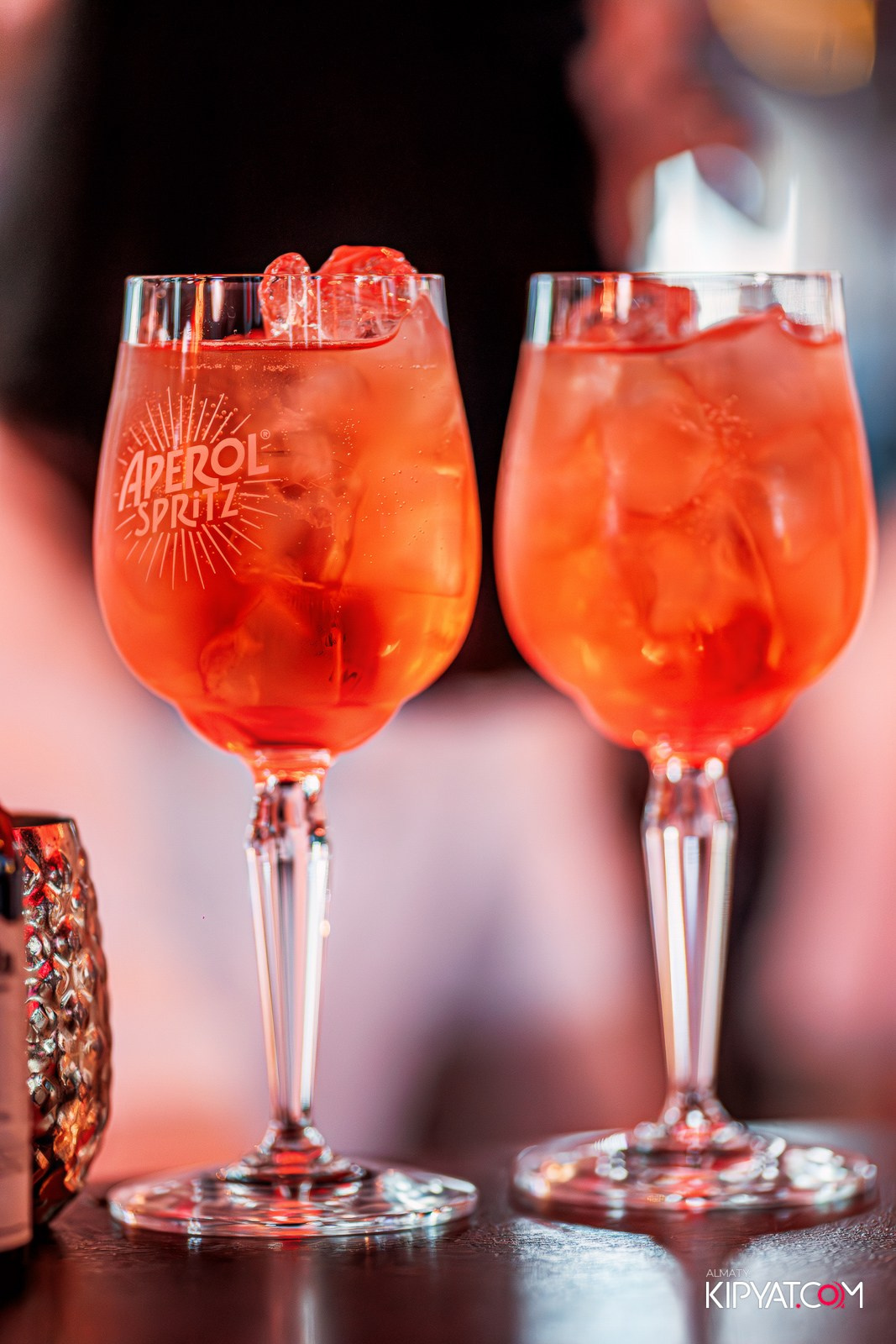 FRIENDS BAR & TERRACE. КИПЯТКОМ АЛМАТЫ!