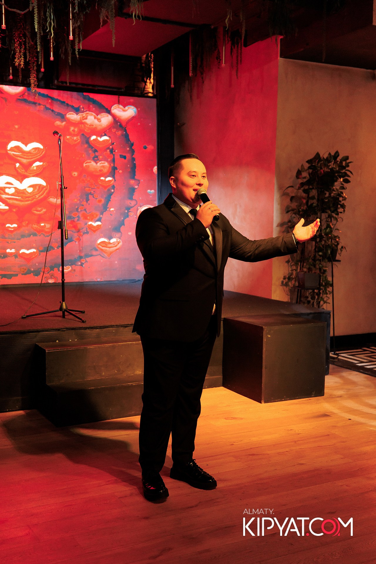 ZIYAFET MEAT HOUSE. КИПЯТКОМ АЛМАТЫ!