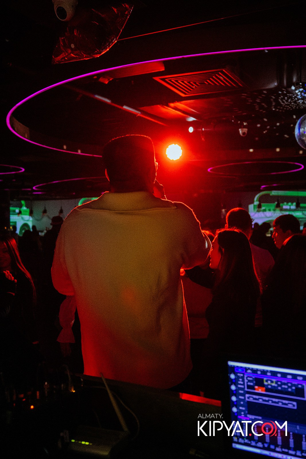 EVENT BAR. КИПЯТКОМ АЛМАТЫ!