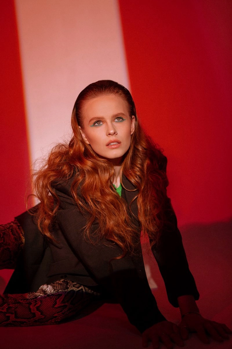 Студия. Кинокадры для тебя. фотограф и стилист по прическам Анастасия Помелова