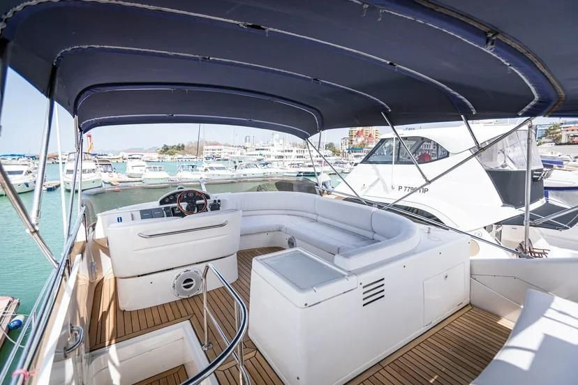 ПРЕМИУМ VIP ЯХТЫ В СОЧИ. Аренда Яхт в Сочи от Эконом до Премиум Класса