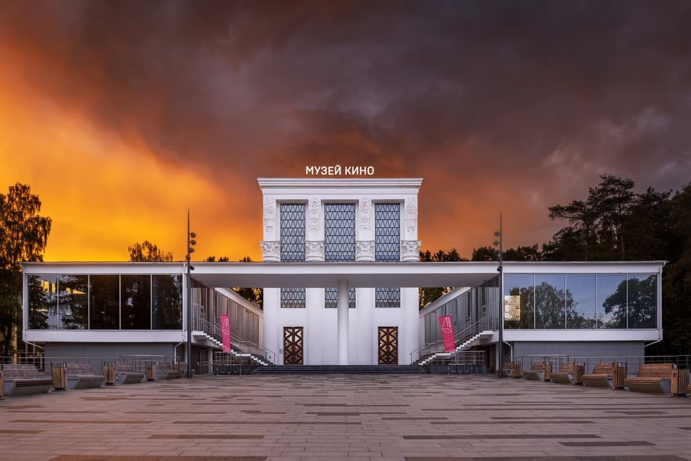 City and architectural portfolio of photographer Vadim Sherbakov. Vadim Sherbakov Portfolio