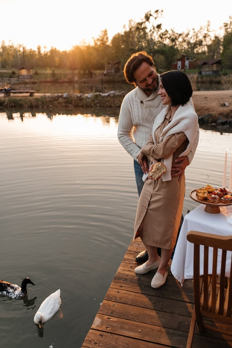 Свидание в парке "Озера" Владивосток. Организация свадеб и других мероприятий во Владивостоке от «Рядом быть»