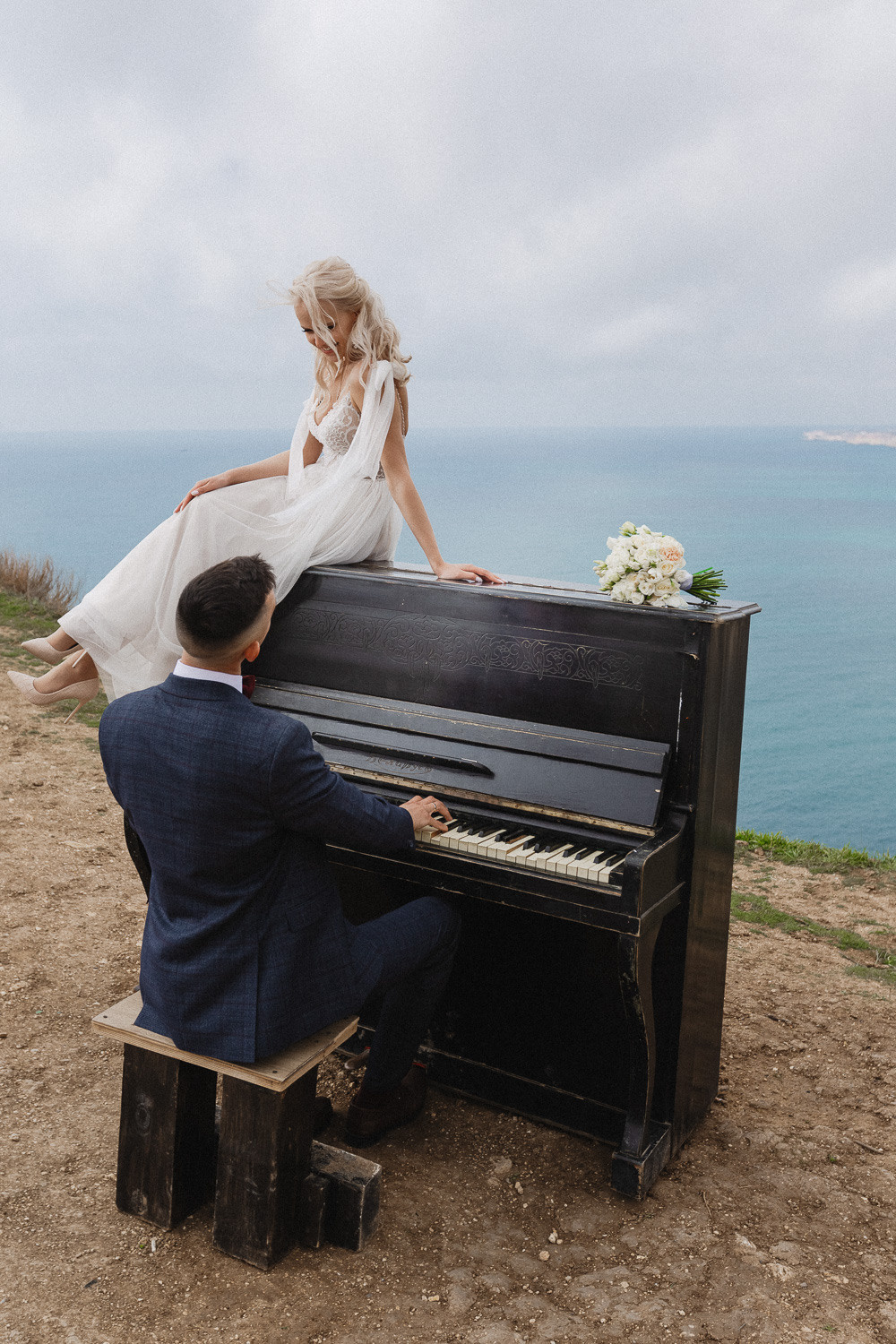 Сергей и Глафира - свадьба для двоих весной в Севастополе. Свадебный фотограф, фотосъемка в Крыму, Севастополе, Симферополе, Ялте