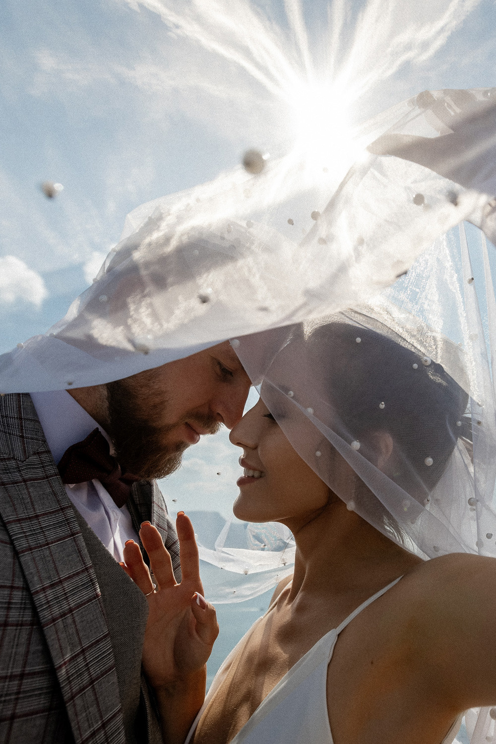 Денис и Аделя - свадьба для двоих в Балаклаве. Свадебный фотограф, фотосъемка в Крыму, Севастополе, Симферополе, Ялте
