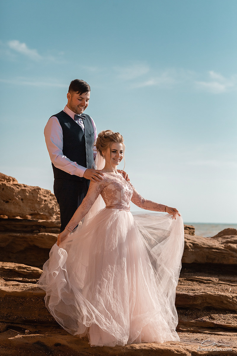 Свадебная фотосессия в Крыму в горах на море в необычных местах Севаст. Свадебный фотограф, фотосъемка в Крыму, Севастополе, Симферополе, Ялте