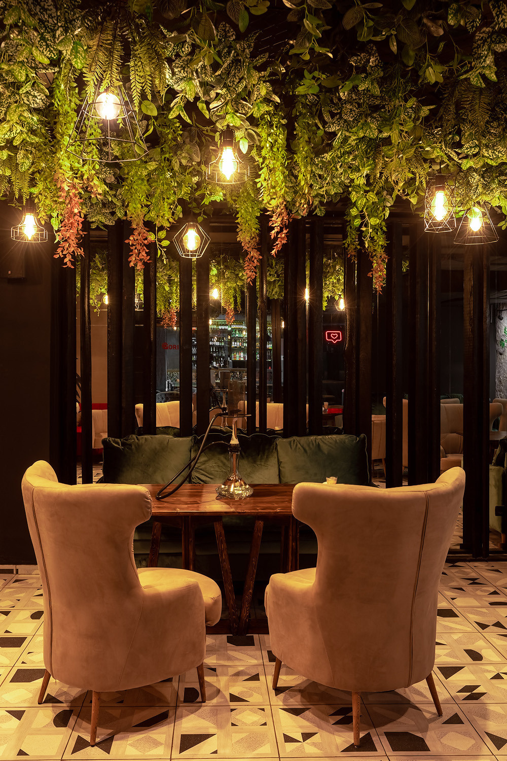 Фотосессия интерьеров кафе Место и кальянной Gorilla Hookah. Свадебный фотограф, фотосъемка в Крыму, Севастополе, Симферополе, Ялте