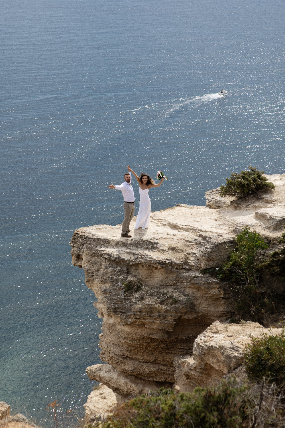 Сергей и Карина - свадебная фотосессия для двоих на Фиоленте. Свадебный фотограф, фотосъемка в Крыму, Севастополе, Симферополе, Ялте