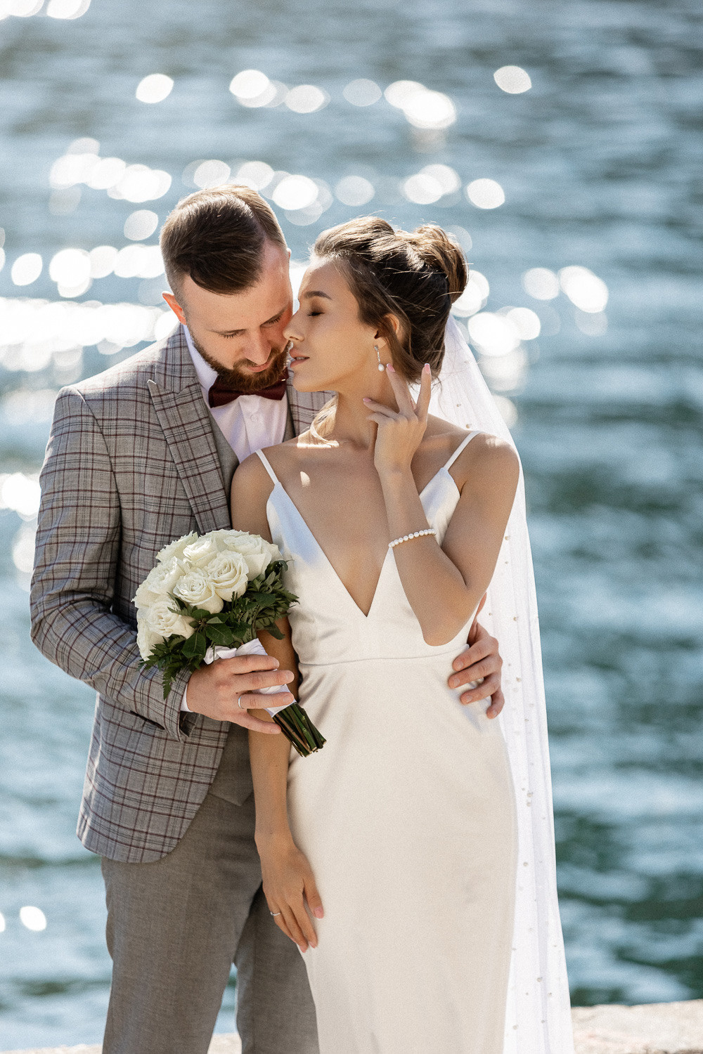 Денис и Аделя - свадьба для двоих в Балаклаве. Свадебный фотограф, фотосъемка в Крыму, Севастополе, Симферополе, Ялте