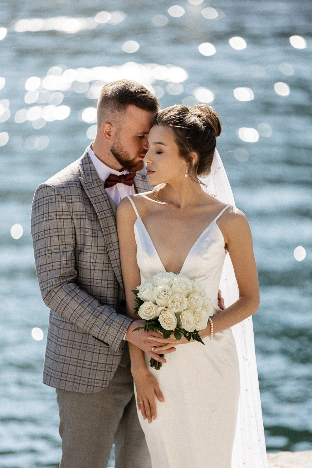 Денис и Аделя - свадьба для двоих в Балаклаве. Свадебный фотограф, фотосъемка в Крыму, Севастополе, Симферополе, Ялте